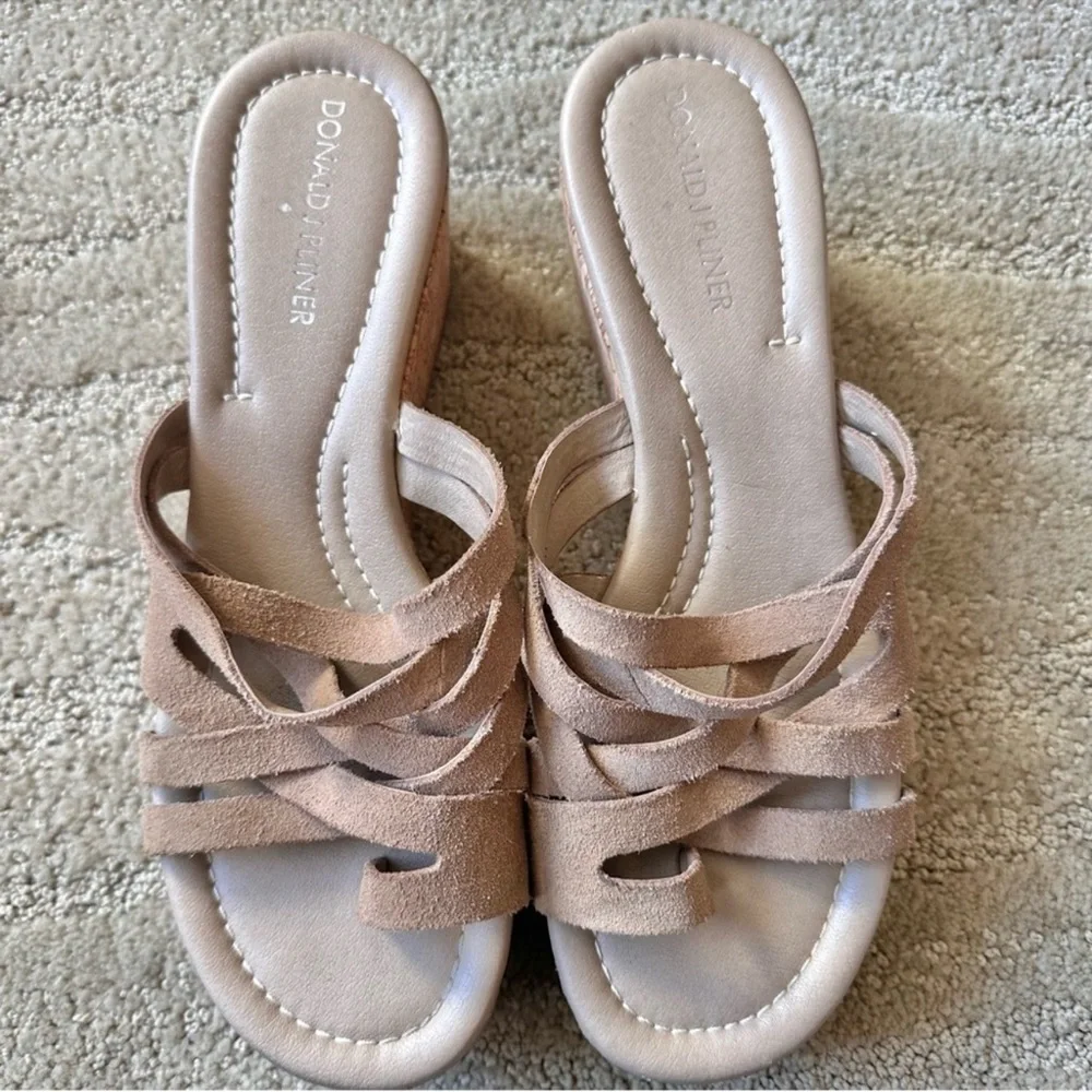 Donald J. Pliner Interwoven Strappy Suede Platform Cork Slip On Sandals Tan Sz 8